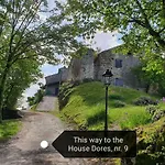 Διαμέρισμα Hum-the Smallest Town In The World